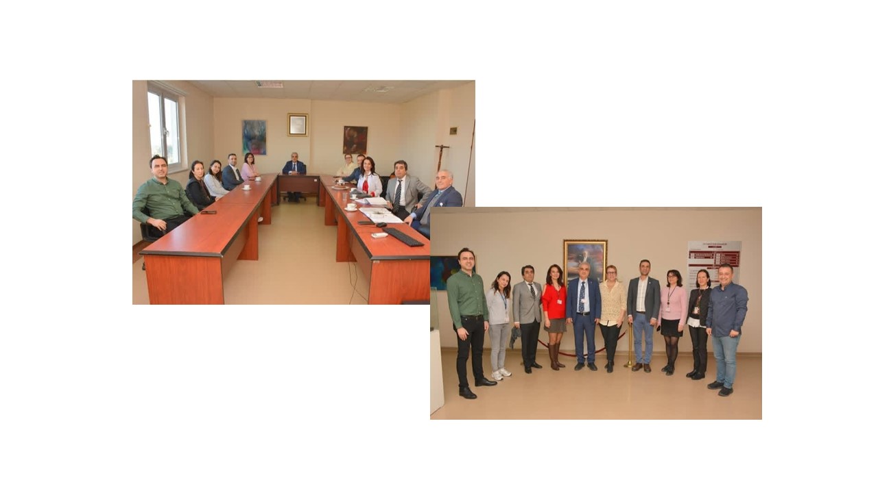 Fakülte Yönetim Kurulumuz'un kıymetli öğretim üyeleri ile yılın son toplantısını yaptık. Öğretim üyelerimize değerli katkılarından dolayı teşekkür ederiz.